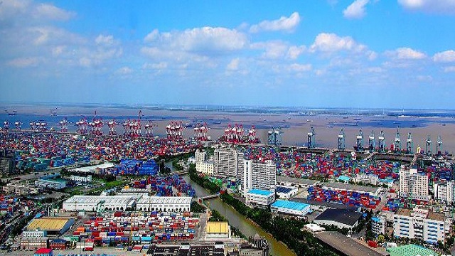 上海洋山港保税港区